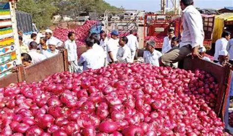 Maharashtra Onion Traders Strike Called Off PUNE PULSE