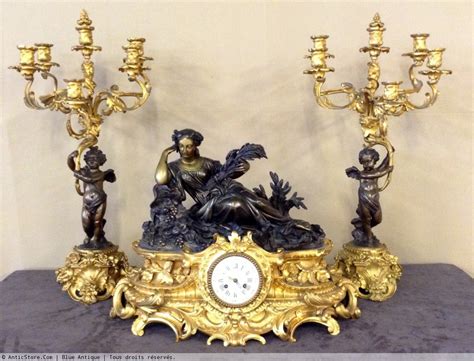 Garniture de cheminée en bronze époque Napoléon III XIXe siècle N