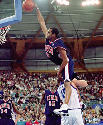 Dunk Vince Carter - 2000 Sydney Olympics