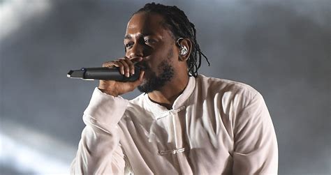 Kendrick Lamar Closes Out 2017 Coachella Music Festival! | 2017 ...