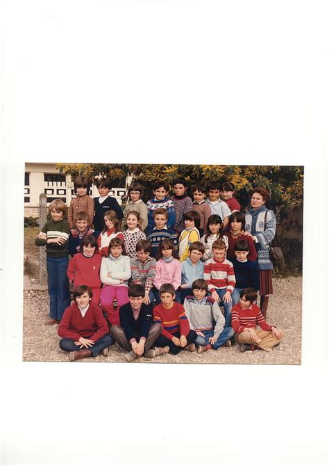 Photo De Classe Classe De Cm1 De 1982 ECOLE Copains D Avant