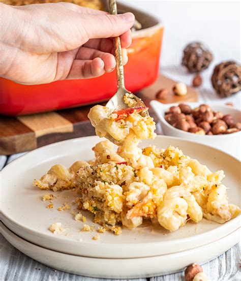 Lobster And Crab Macaroni And Cheese Heinens Grocery Store