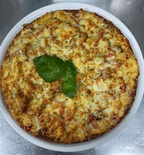 Pizza na grubym cieście Papa Lolo pizzeria z tradycjami