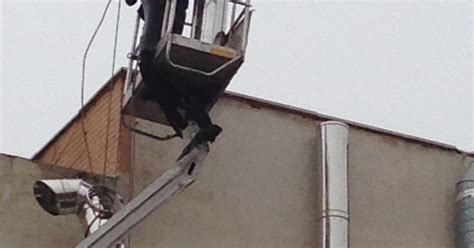 Chimeneas Picos de Europa Instalación de tubos para local en edificio