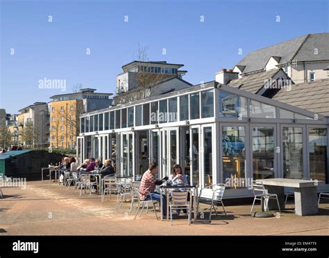 Portishead Marina Somerset England La Marina Restaurant Stock Photo - Alamy