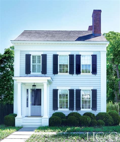 An 1840s Sea Captains Home Is Beautifully Restored Cottages