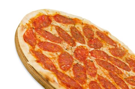 Pizza De Pepperoni Cl Ssica Italiana Fresca Isolada No Fundo Branco