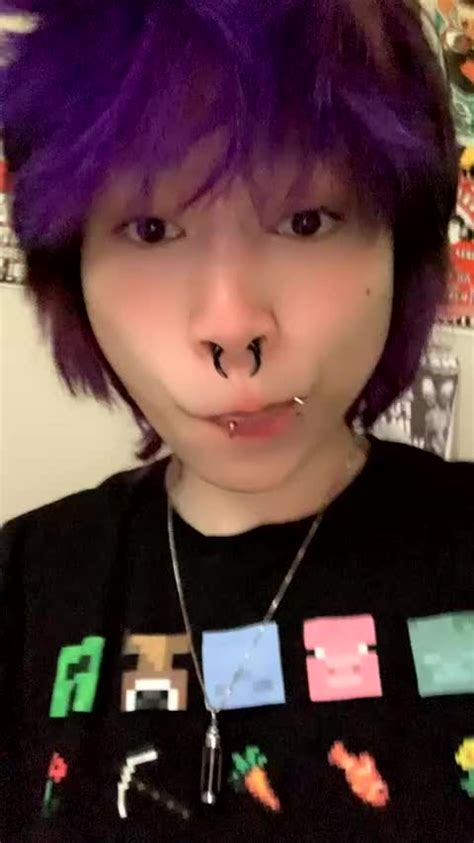 Have You Ever Had A Cute Asian Trans Girlfriend Scrolller