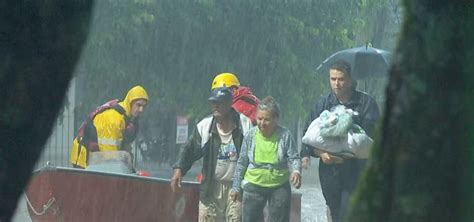 Tempestades Deixam Ao Menos 6 Mortos E 18 Desaparecidos No Rio Grande