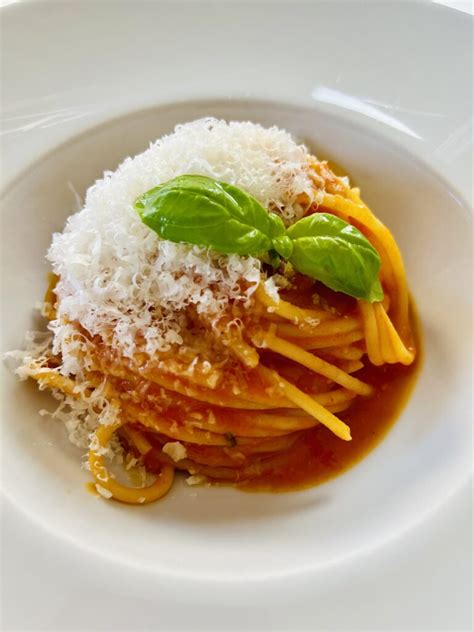 Ricetta Pasta Al Pomodoro