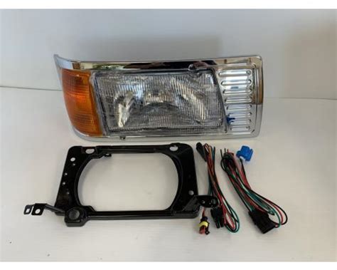 PETERBILT 377 Headlamp Assembly in Spencer, IA #24793735