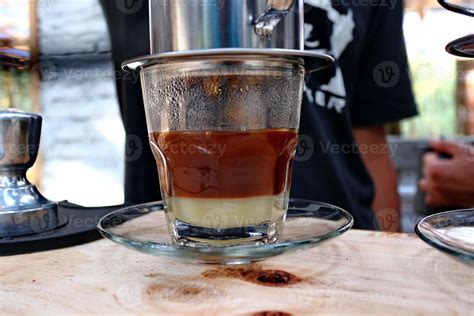 Vietnamese drip coffee brewing technique 3461642 Stock Photo at Vecteezy