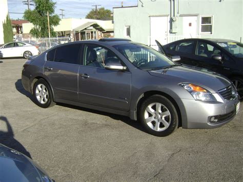 Nissan Altima Hybrid Road Test