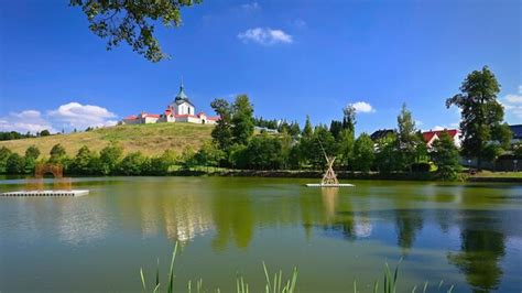 Premium Photo Pilgrimage Church Of St Jan Nepomucky On Zelena Hora