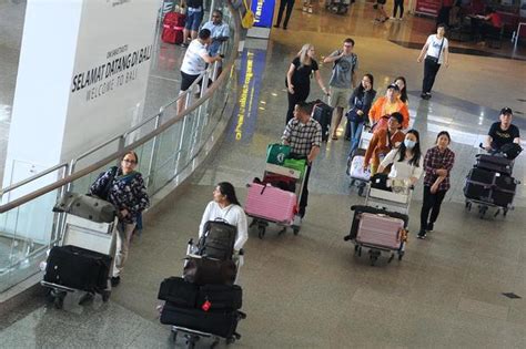 Angkasa Pura Jumlah Penumpang Di Bandara Angkasa Pura I Naik Bali