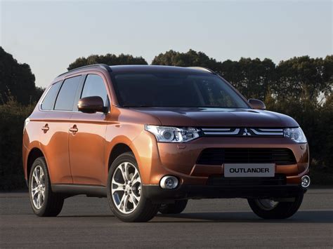 MITSUBISHI Outlander Specs & Photos - 2012, 2013, 2014, 2015, 2016 ...