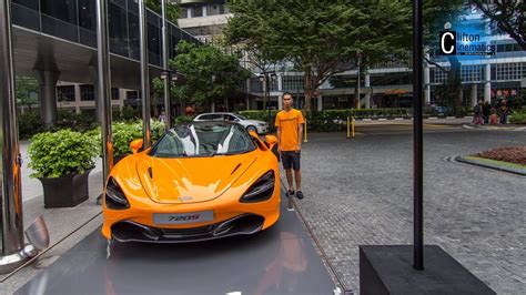 McLaren 720S Papaya Orange - Singapore F1 Season Display - YouTube