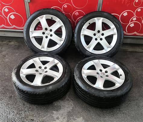 Letnie Koła 5x108 Peugeot Ford Renault Volvo 215 55R17 Opony 2022 Rok