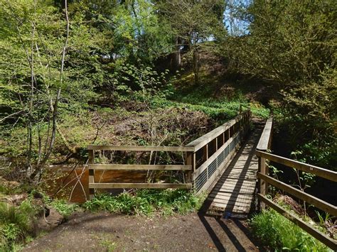 Footbridge Over The Overtoun Burn © Lairich Rig Cc By Sa 2 0 Geograph Britain And Ireland