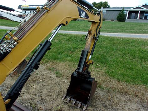 Cat Cr Mini Excavator At Baker And Sons Equipment