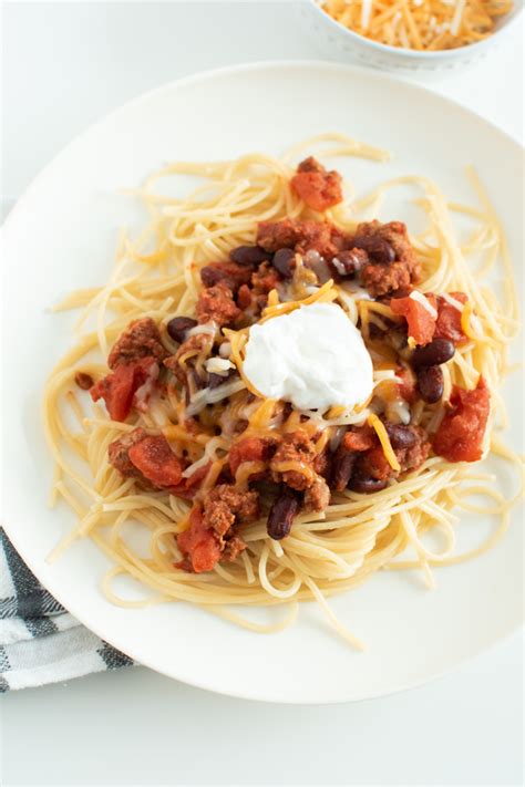 Easy Spaghetti with Chili Sauce (aka Cincinnati Chili) - The Ashcroft ...