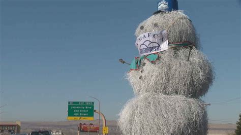 PHOTOS: It’s the 25th anniversary of the “Tumbleweed Snowman” along I ...