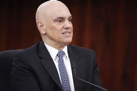 Entenda decisão de Moraes de se declarar impedido em caso de ameaças à