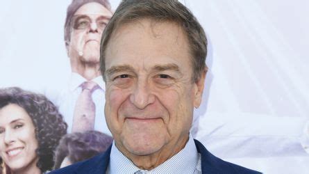 Kilo Weniger John Goodman Ist Kaum Wiederzuerkennen