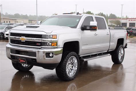 Pre Owned 2017 Chevrolet Silverado 2500HD LTZ 4D Crew Cab In Longview