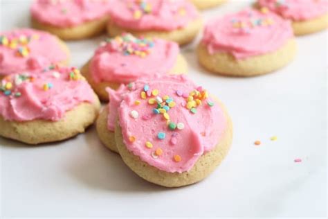 Lofthouse Cookies Recipe - Food Fanatic