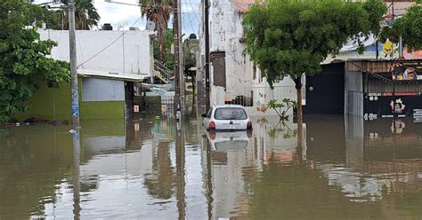 Todo se mojó El agua de Norma cubrió la colonia López Mateos en