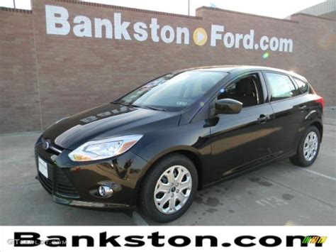 2012 Tuxedo Black Metallic Ford Focus SE 5 Door 58684029 Photo 2