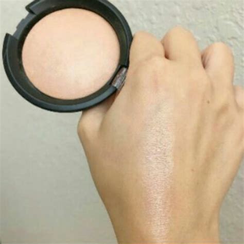 Essence Pure Nude Highlighter 10 Be My Highlight Beauty Personal