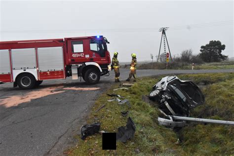 Poważne zderzenie dwóch pojazdów na skrzyżowaniu w Rudnej ZMIEDZI PL