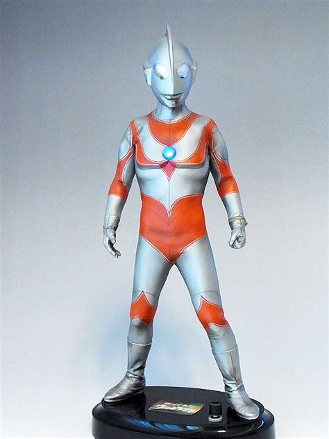 Ccp究極の帰ってきたウルトラマン フィギュア