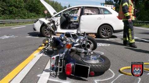 Verkehrsunfall Freiw Feuerwehr Celle