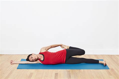 3 Essential Quad Stretches You Can Do Daily