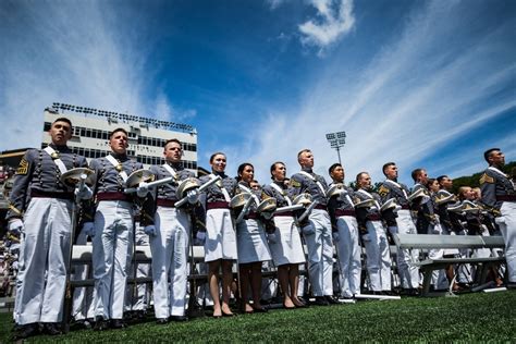 DVIDS - Images - 2017 USMA Graduation [Image 36 of 41]