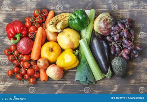 Fotos De La Comida Con Las Frutas Y Verduras En Una Disposici N Del