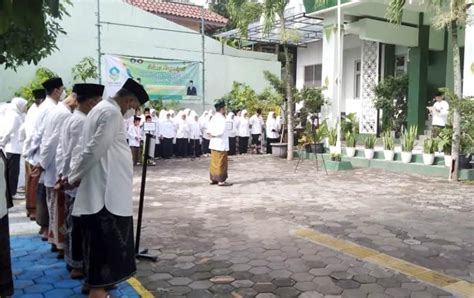 Wadanramil Pakualaman Hadiri Peringatan Hari Santri Nasional Di Kemenag