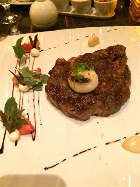 Free wine on the Carnival Breeze first night at the steak house!