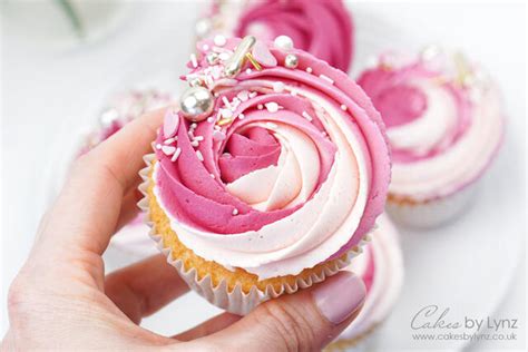 Modern Chunky Rosette Cupcake Swirl Buttercream Piping Cakesdecor