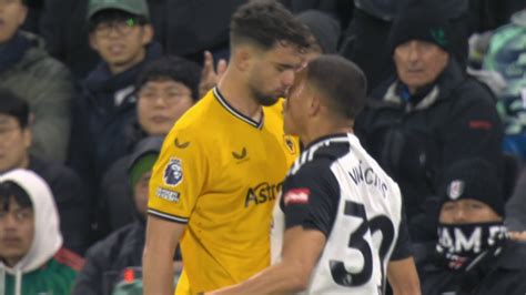 VAR IGNORES Carlos Vinícius RED CARD vs Wolves vs Fulham for headbutt