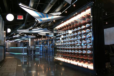 Carolina Panthers: Gridiron Club – Wagner Murray Architects