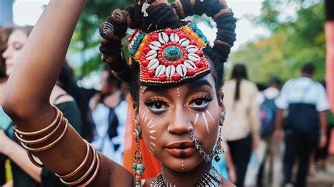 Pin By Camry On Krewe Afro Punk Beauty Black Beauties