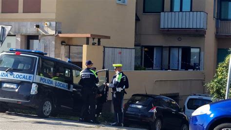 Trovata Senza Vita In Casa Indagini Sulla Morte Di Un Anziana