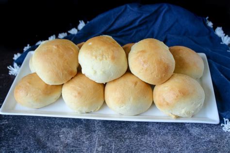 Bread Machine Dinner Rolls - Baked Broiled and Basted