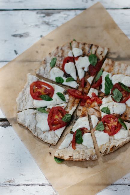 Grilled Pizza On A Charcoal Grill Artisan Bread In Five Minutes A Day