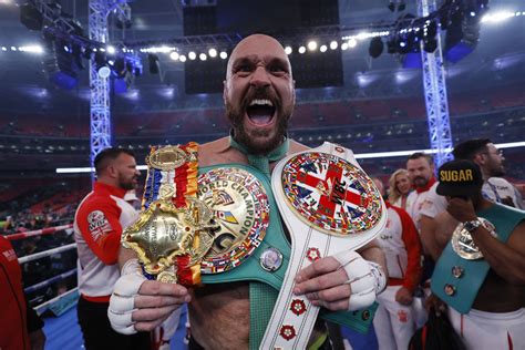 Menang Tko Atas Dillian Whyte Tyson Fury Pertahankan Gelar Kelas Berat