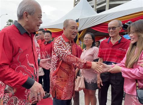 吴添泉：通过州选产生符合民意 盼哈芝芝掌沙至届满 国内 全国综合